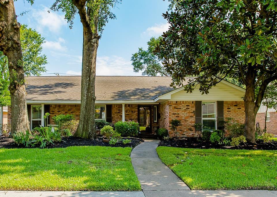 1st image of 1723 Droxford Dr
