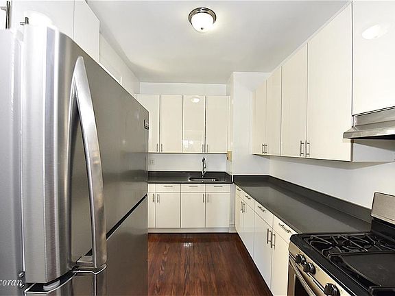 2nd image of 3406 32nd St APT 7C