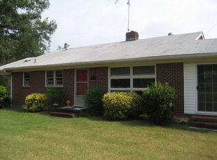 3172 Mountain Rd, Halifax, VA 24558