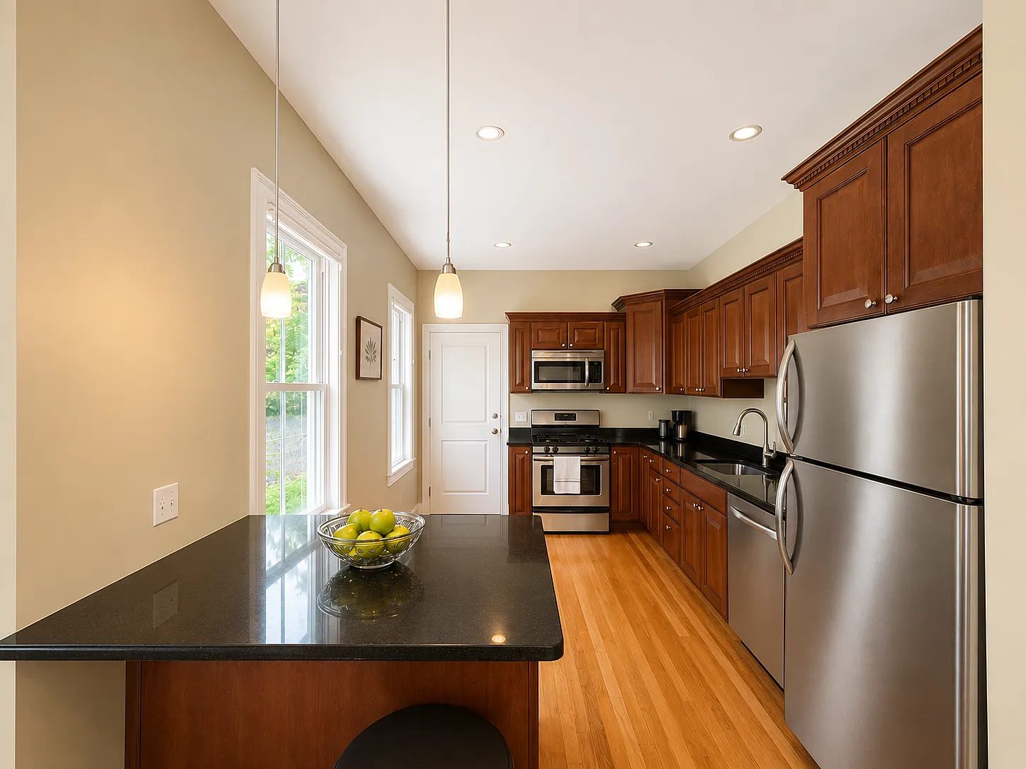 2 bed, 1040 sqft, $4,000 — Photo 4