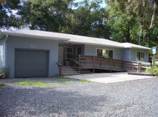 5762 SE Agnew Rd, Belleview, FL 34420