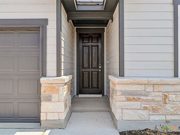 4th image of 1205 Lavender Way
