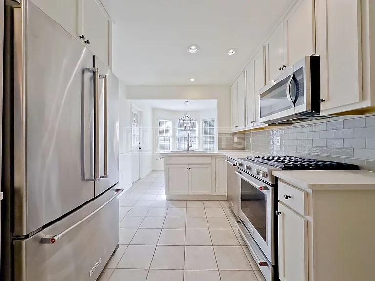 4452 Mountaindale Rd — Photo 7