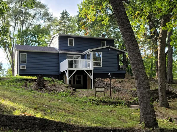 2716 Locust St, Portage, IN 46368