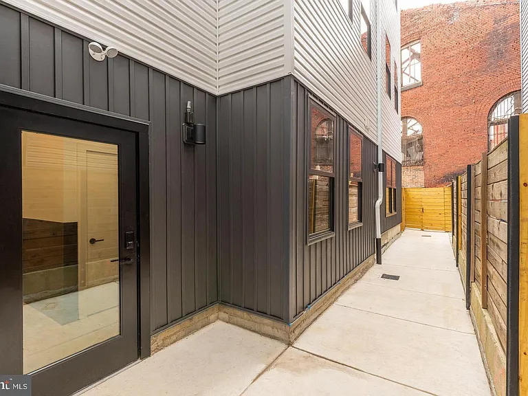 2414 Frankford Ave #5 — Photo 14