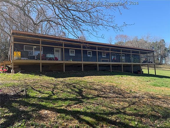 2nd image of 356 Cherry Ln