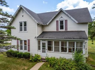 244 N Dewey Ave, Reedsburg, WI 53959