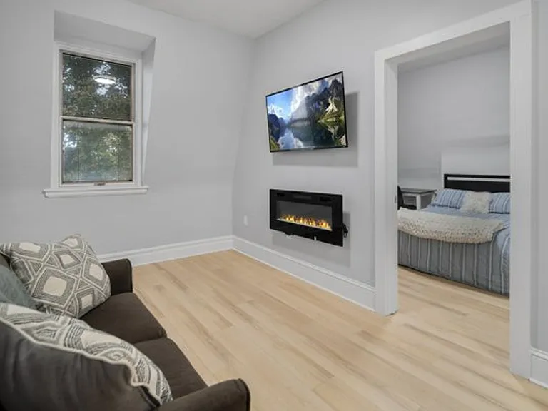 Quarry St. Apartments — Photo 40