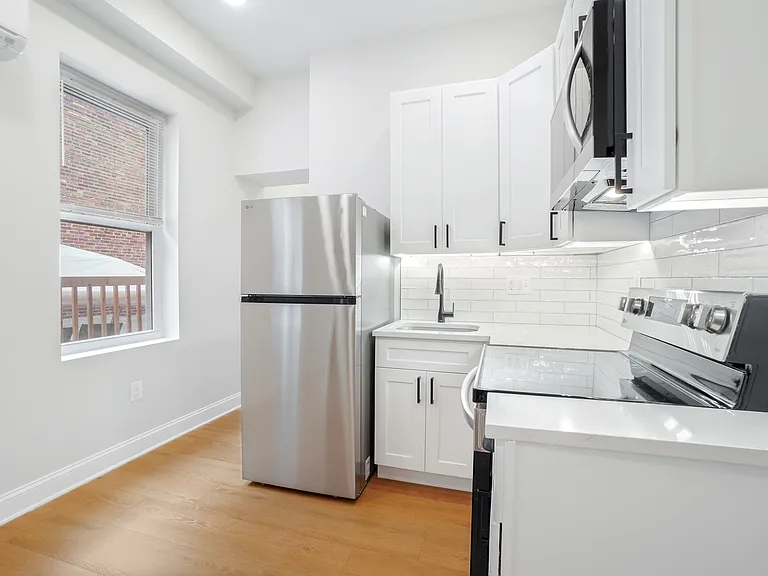 604 N Eutaw St #4 — Photo 7