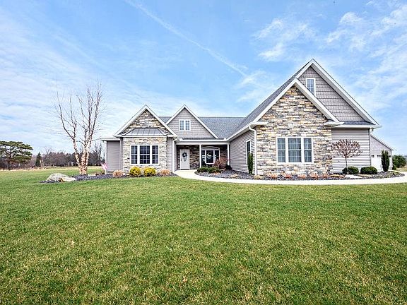 2nd image of 160 Woodsend Dr