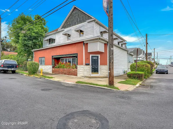 739 S Market St, Nanticoke, PA 18634