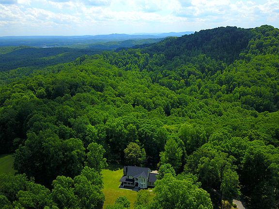 4th image of 2 Hunters Ridge Rd
