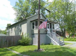 1 Muriel Ave, Rensselaer, NY 12144