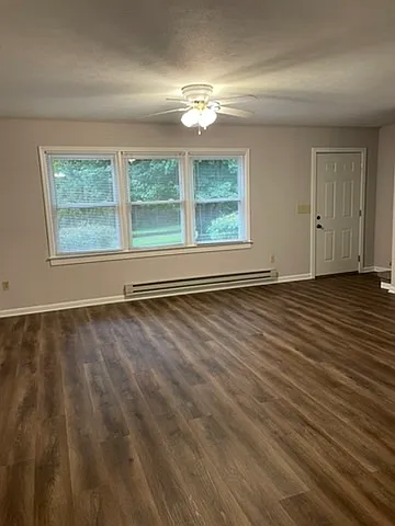 2 bed, 1.5 bath, 1000 sqft, $1,400 — Photo 4