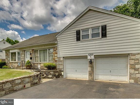 2nd image of 746 Worthington Dr