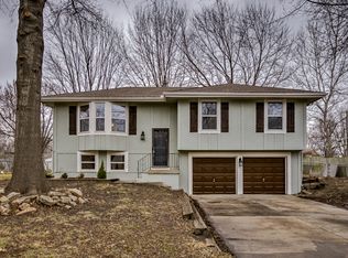 10601 N Baltimore Ave, Kansas City, MO 64155