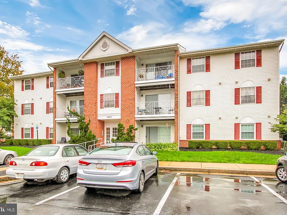 1st image of 1201 Friars Wood Ct Unit 302