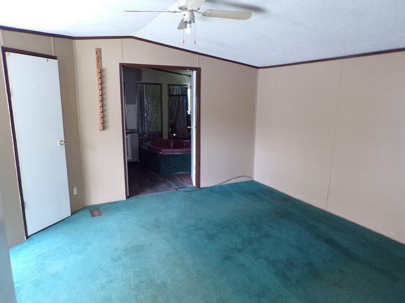 3rd image of 200 Perkins Dr
