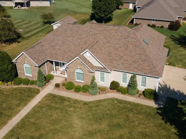 1901 N Fair St, Marion, IL 62959