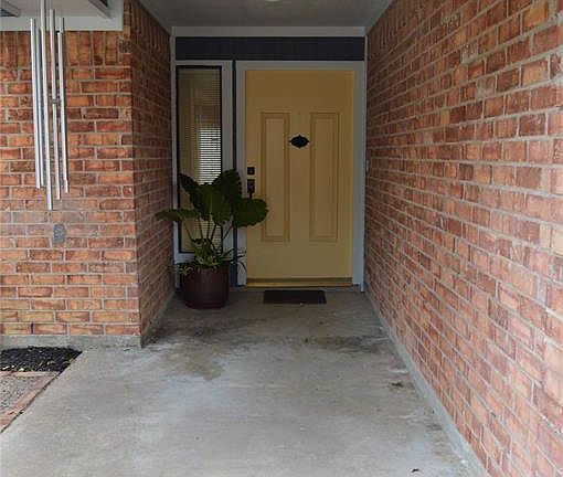 3rd image of 4787 Whispering Falls Dr