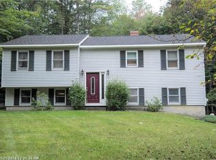 218 Bearce Rd, Winthrop, ME 04364