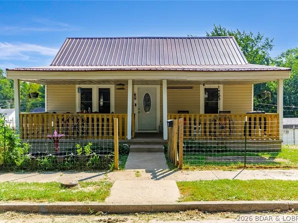 304 S Hodges St, California, MO 65018