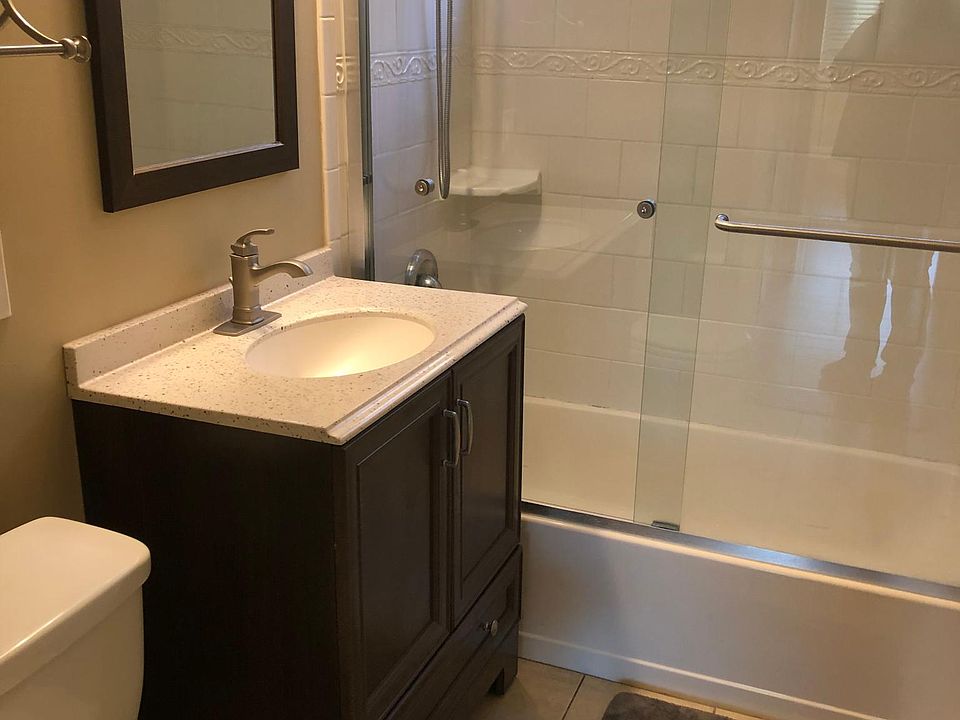 1st image of 503 Samson St #7
