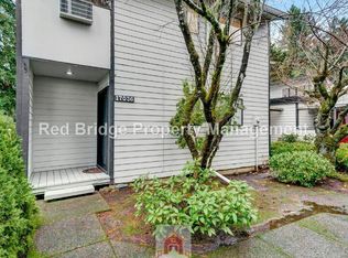 17036 NE Oregon St, Portland, OR 97230