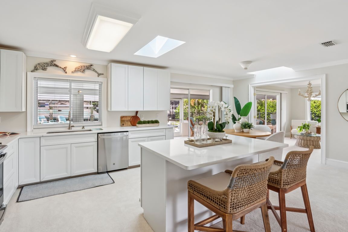 next background image