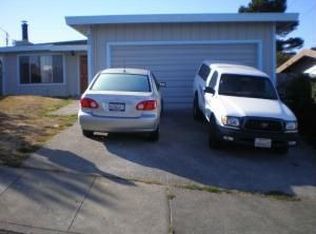 935 McCullens Ave, Eureka, CA 95503