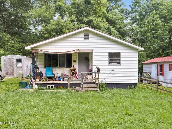 516 Sheldon Dr, Harriman, TN 37748