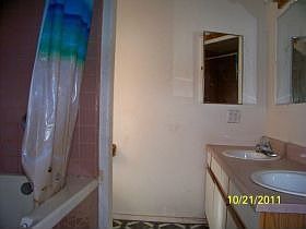 5th image of 5315 Lake Dr