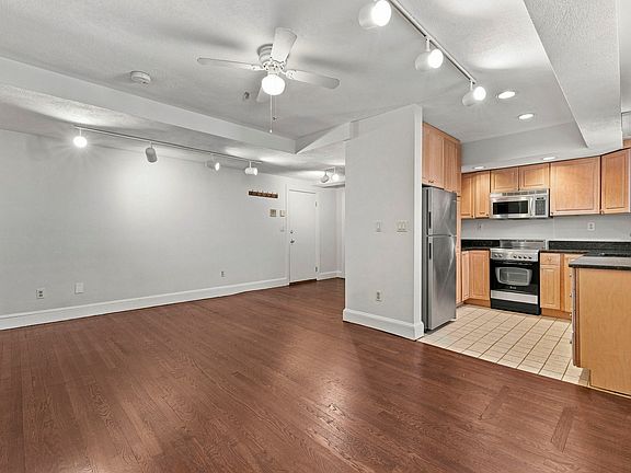 4th image of 111 Jersey St APT 20A