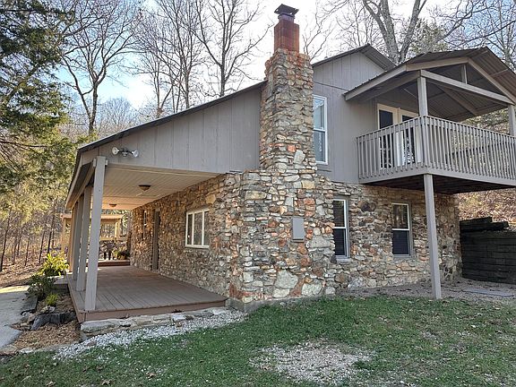3rd image of 138 Blue Spruce Lane