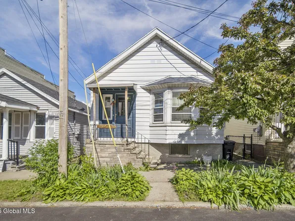 1506 5TH Avenue, Watervliet, NY 12189