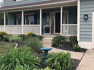 742 W Weaver Rd, Forsyth, IL 62535