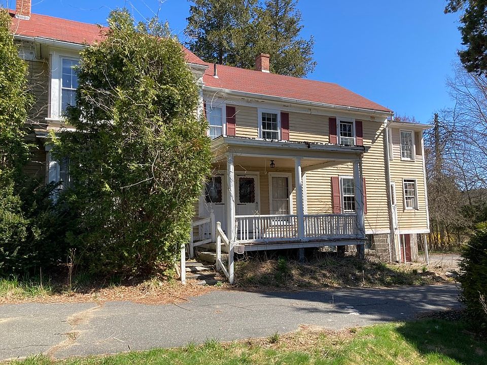 32 Main St, Monson, MA 01057 Zillow