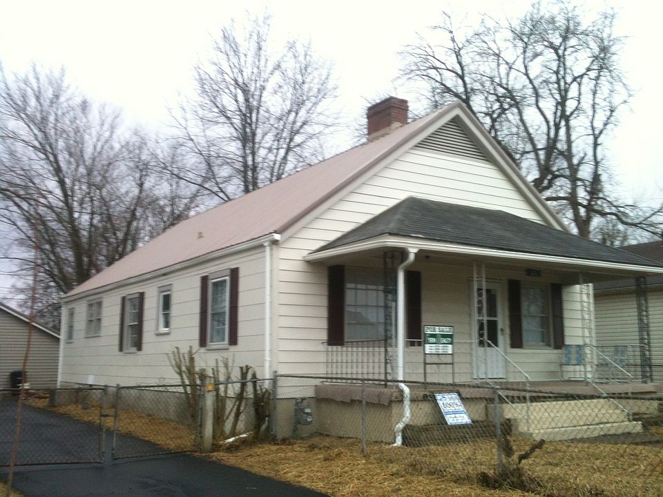 2nd image of 711 Fairview Ave