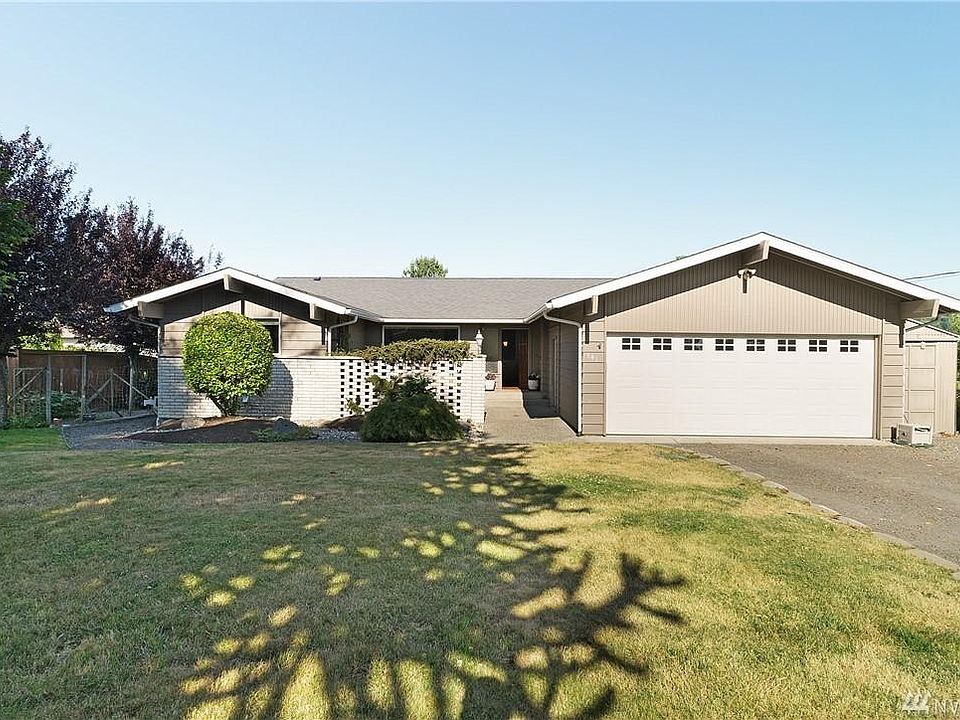 1st image of 341 Mackenzie Dr