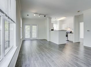 3009 Nicosh Cir UNIT 4210, Falls Church, VA 22042