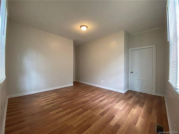 4th image of 1108 W 7th Ave