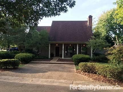 5th image of 102 Fairfield Dr