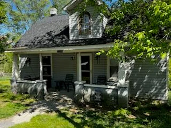 20374 Main St, Buchanan, VA 24066