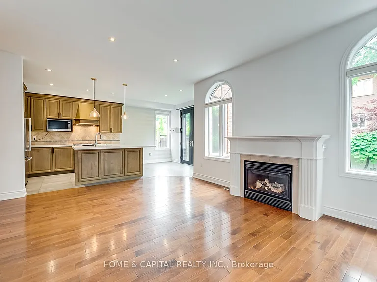 3450 Wavecrest St — Photo 19