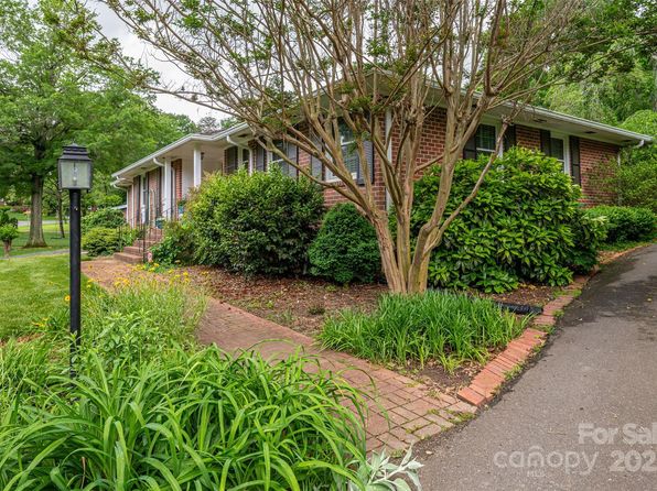 2515 Sheffield Dr, Gastonia, NC 28054