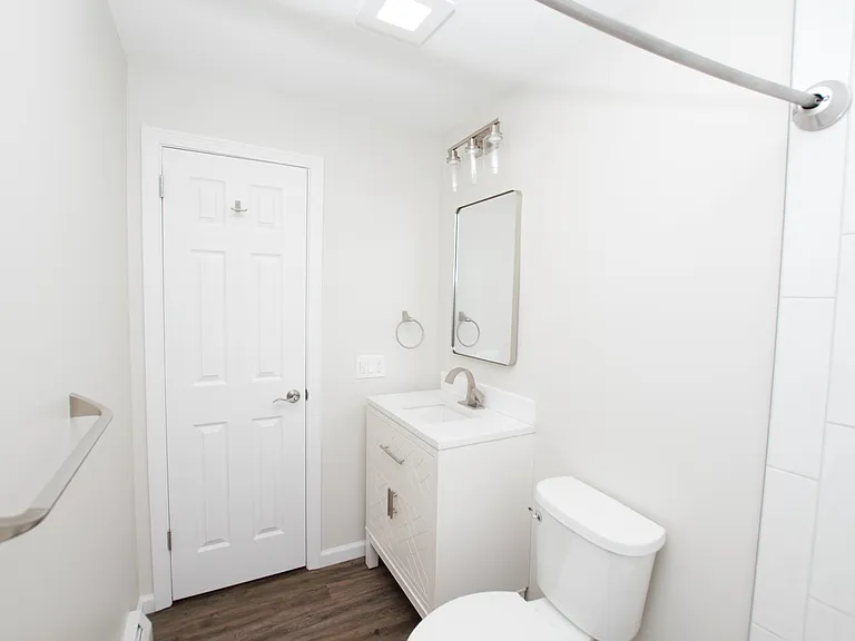 65 Linden St #65 — Photo 16