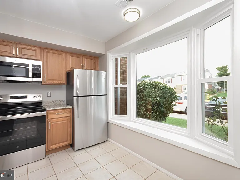 8853 Teakwood Ct — Photo 8