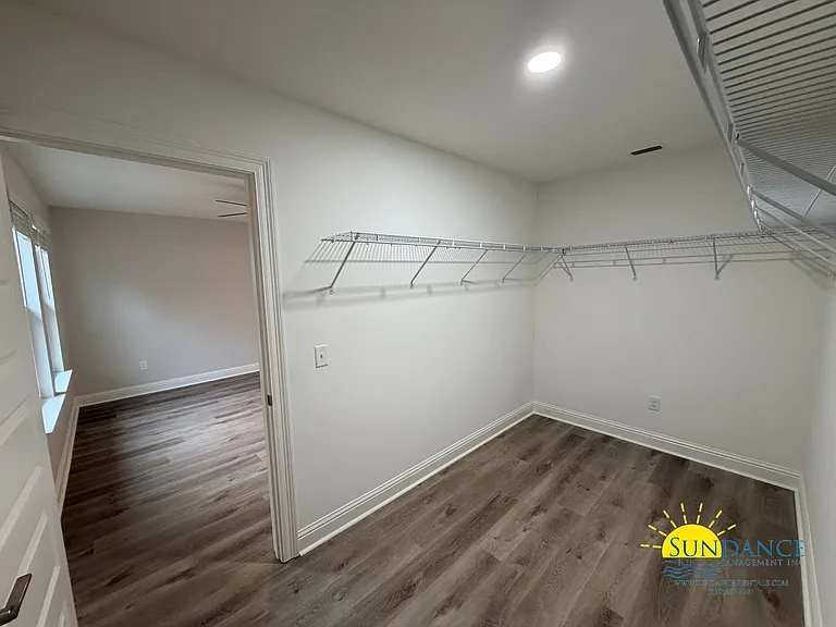 699 Woodlawn Ave NW — Photo 12