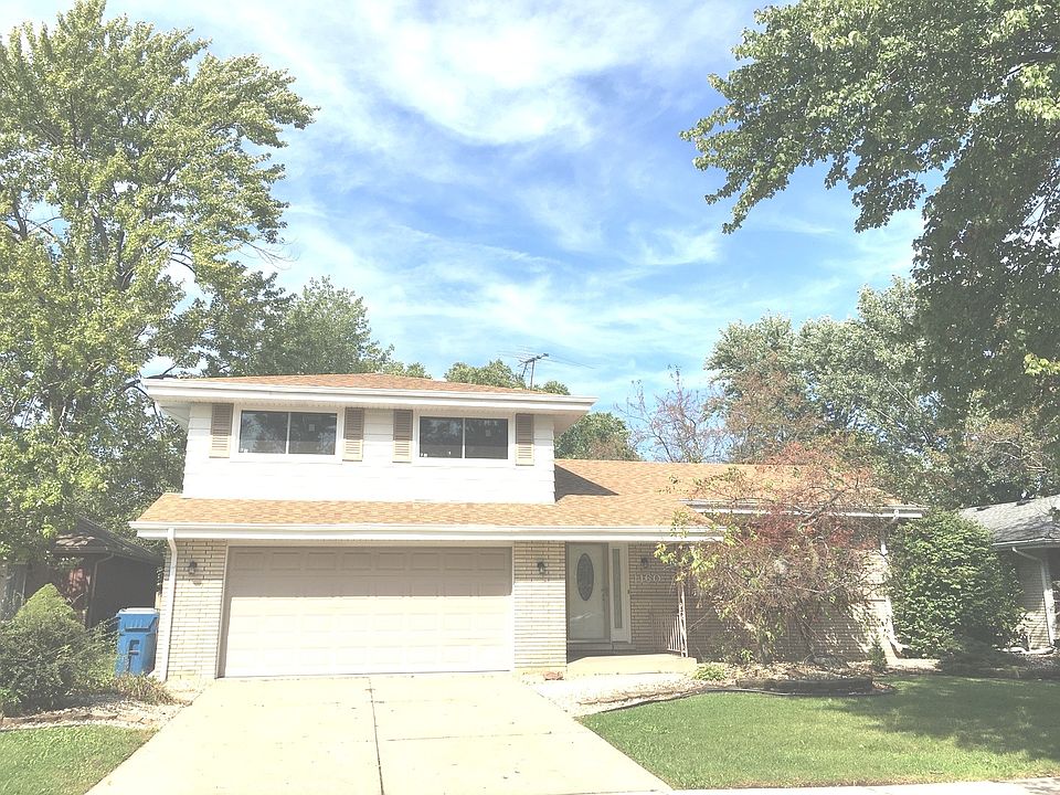 1st image of 1160 E 172nd St