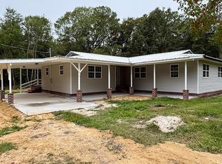 410 Railroad St, Berlin, GA 31722